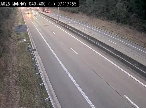 Webcam autoroute A26/E25 à hauteur de Manhay, après la jonction avec la N651 en direction de Liège - BK 40.4
