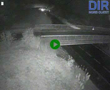 Webcam sur A84 à hauteur de Pont-Farcy, au niveau du pont autoroutier sur la Vire, au sud de Saint-Lô