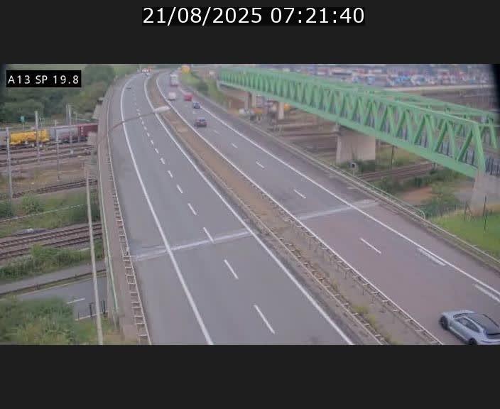 Traffic live webcam Luxembourg Croix de Bettembourg - A13 direction Esch-sur-Alzette - BK 19.8