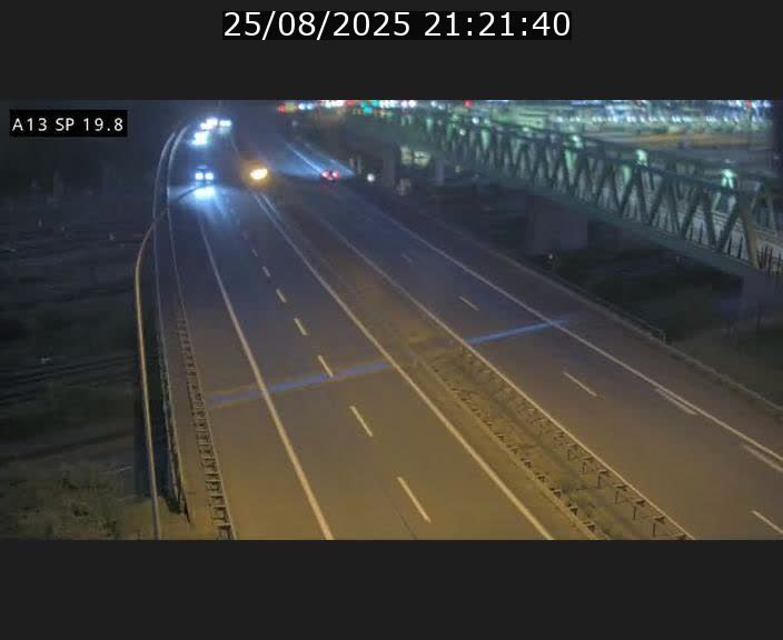 Traffic live webcam Luxembourg Croix de Bettembourg - A13 direction Esch-sur-Alzette - BK 19.8