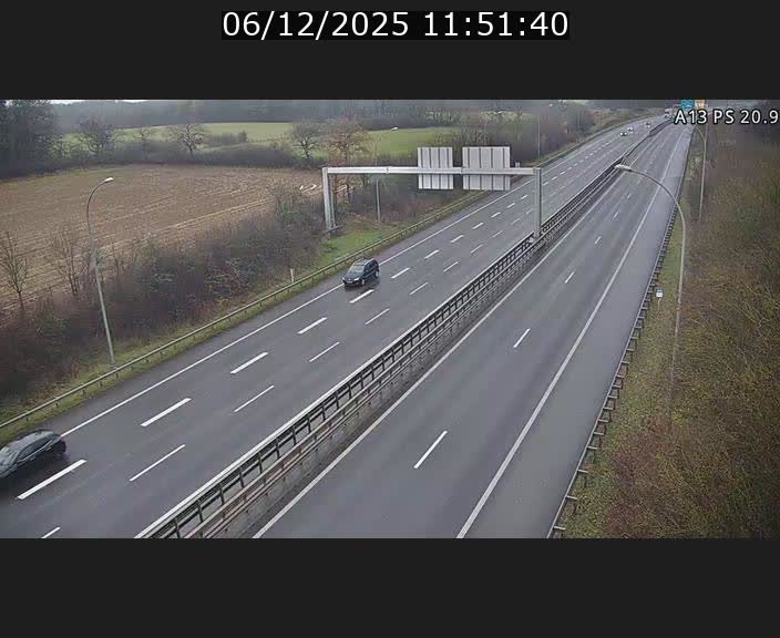 Traffic live webcam Luxembourg Croix de Bettembourg, rond-point d'Hellange - A13 direction Allemagne - BK 20.9