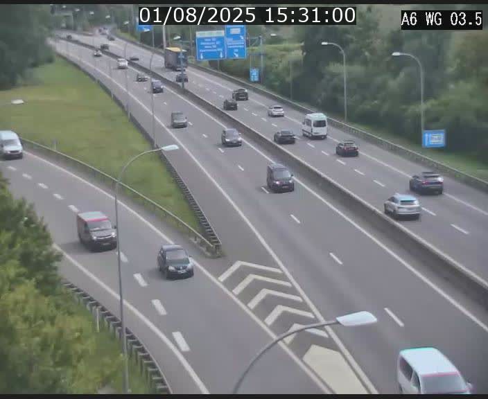 Traffic live webcam Luxembourg - Croix de Cessange - A6 - BK 3.5 - direction France/Allemagne