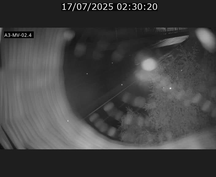 Webcam autoroute de la France (A3) au Luxembourg à Fentange, à proximité de la Croix de Gasperich. Vue orientée vers la Cloche d'Or