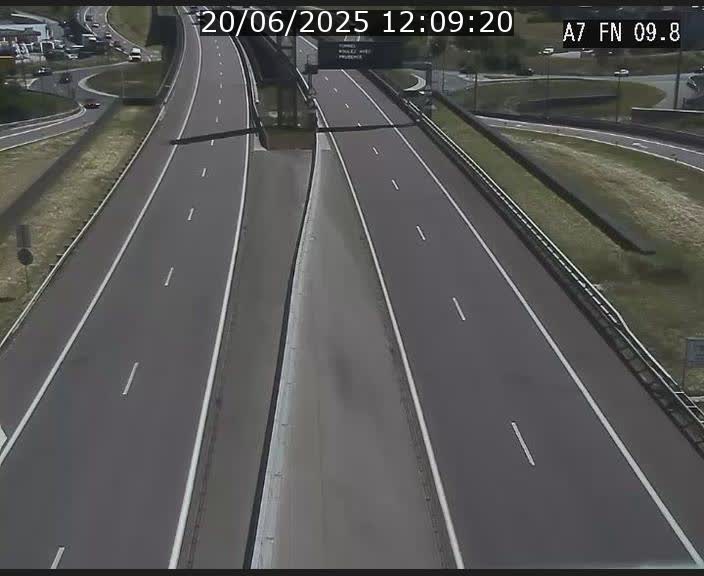Caméra trafic Luxembourg - A7, Tunnel Gousselerbierg, sortie sud, direction rond-point Lorentzweiler (BK 9.9)