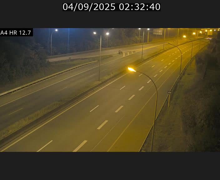 Traffic live webcam Luxembourg Esch sur Alzette - A4 - BK 12.7 - direction Esch-Belval
