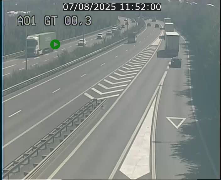 Traffic live webcam Luxembourg Croix de Gasperich - A1 direction Kirchberg - BK 0.3