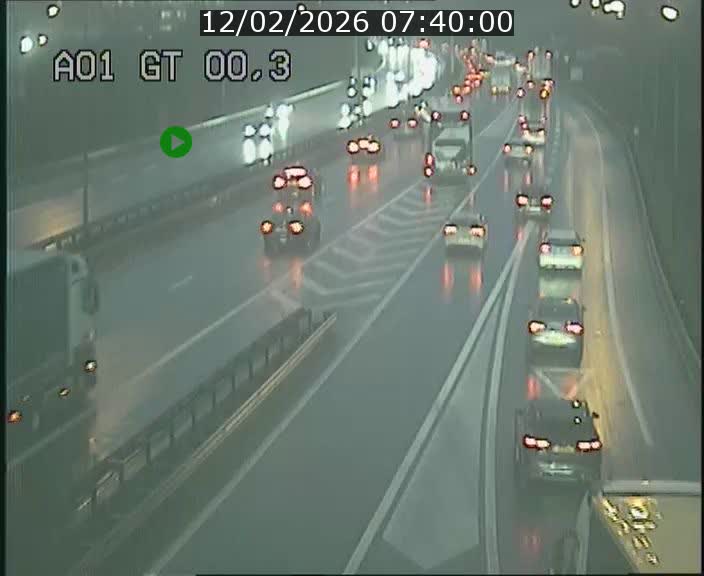 Traffic live webcam Luxembourg Croix de Gasperich - A1 direction Kirchberg - BK 0.3