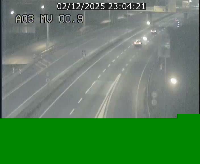 Traffic live webcam Luxembourg Croix de Gasperich - A3 - BK 0.4 - direction Luxembourg