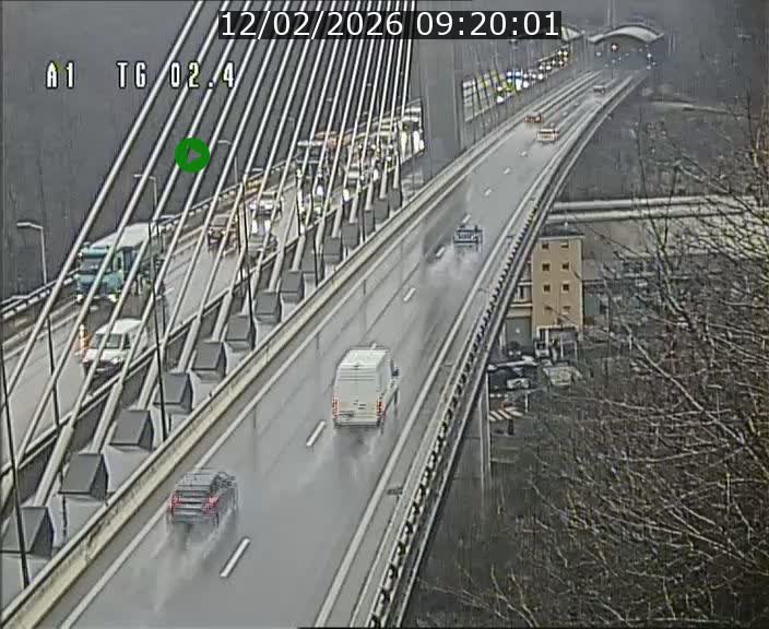 Traffic live webcam Luxembourg Sandweiler - A1 direction Luxembourg-ville - BK 2.4