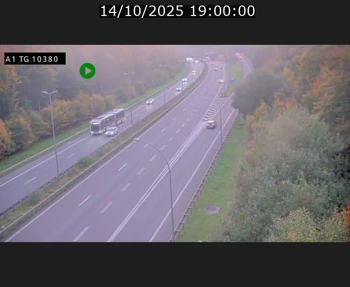 Traffic live webcam Luxembourg Senningerberg - A1 direction Luxembourg Kirchberg - BK 10.3