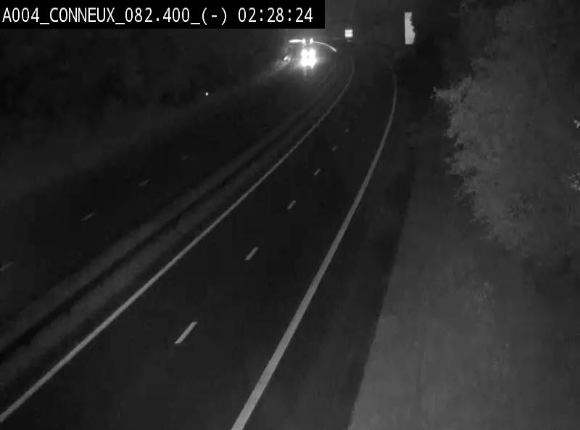 Webcam sur l'E411 avant les sorties 20 menant à Ciney, Dinant et Achêne. Vue orientée vers Namur