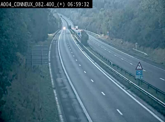 Webcam à hauteur de Conneux sur l'E411 en direction du sud de la Belgique