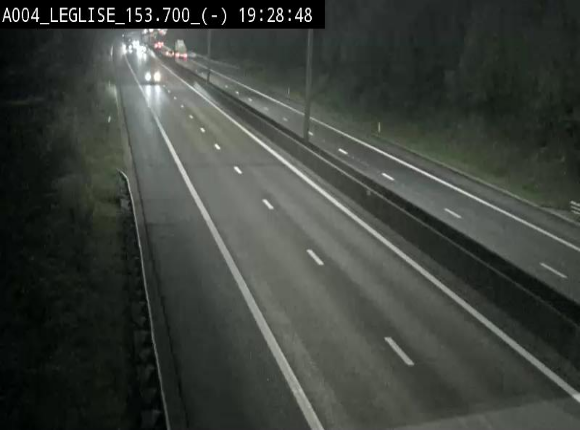 Webcam autoroute A4 (E411-E25) à Léglise, avant la jonction avec la N40. Vue orientée vers Bruxelles