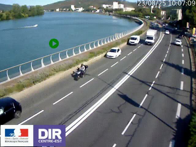Webcam sur le quai Parjot à Vienne, aux Portes de Lyon, sur la Nationale 7, à la jonction avec le boulevard du Rhône-nord (D1407), caméra orientée vers Lyon