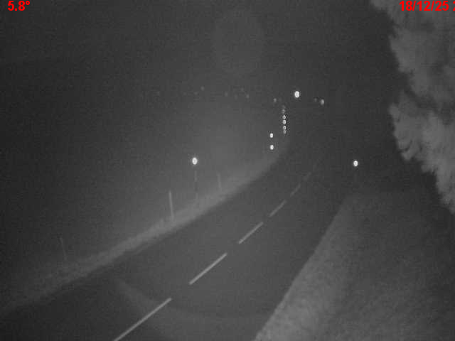 Webcam en haut du col du Ballon d'Alsace sur la D465 à 1075 mètres d'altitude dans les Vosges