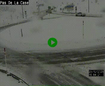 Webcam sur la N22 au niveau du poste frontière entre la France et Andorre à proximité de Pas de la Case à plus de 2000 mètres d'altitude