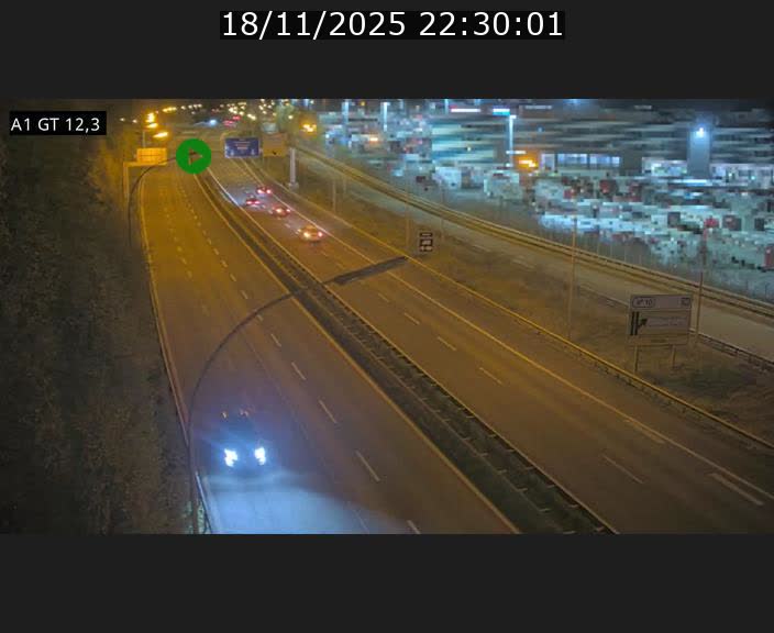 Traffic live webcam Luxembourg Senningerberg - A1 direction Allemagne - BK 12.3