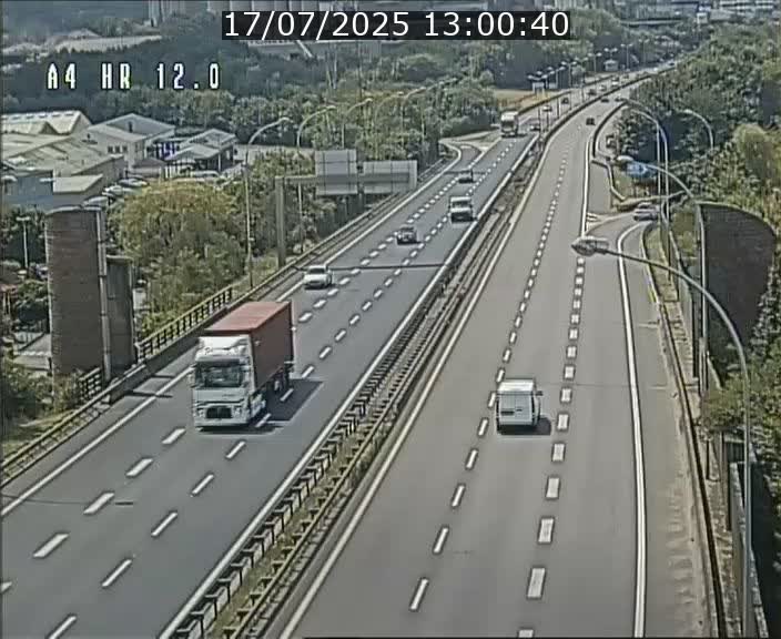 Traffic live webcam Luxembourg Jonction Foetz - A4 - BK 12.0 - direction Esch sur Alzette