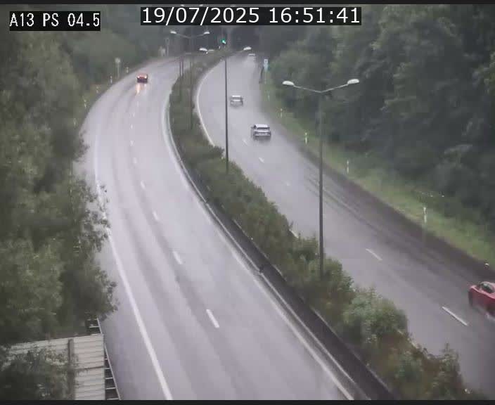 Traffic live webcam Luxembourg Differdange - A13 direction Esch-sur-Alzette - BK 4.5