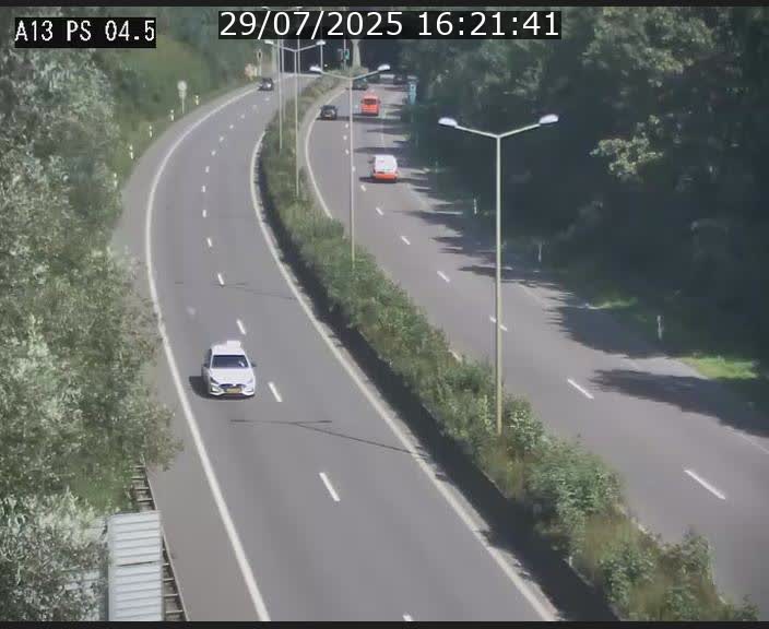 Traffic live webcam Luxembourg Differdange - A13 direction Esch-sur-Alzette - BK 4.5