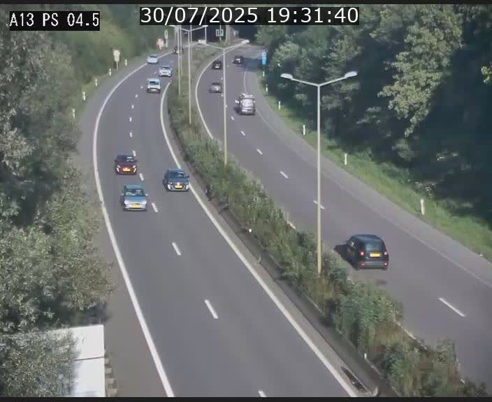 Traffic live webcam Luxembourg Differdange - A13 direction Esch-sur-Alzette - BK 4.5