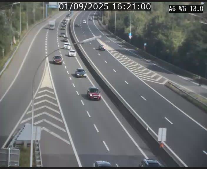 Traffic live webcam Luxembourg Mamer - A6 - BK 13 - direction Luxembourg/France/Allemagne