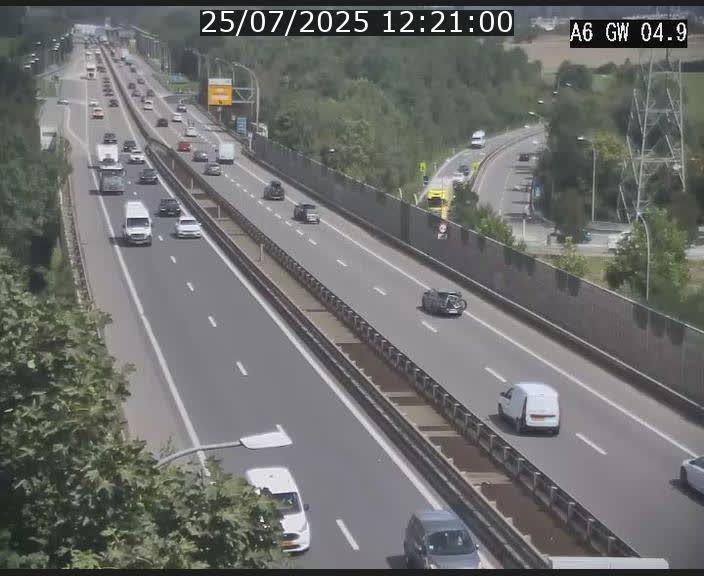 Traffic live webcam Luxembourg Croix de Cessange - A6 - BK 4.9 - direction Belgique