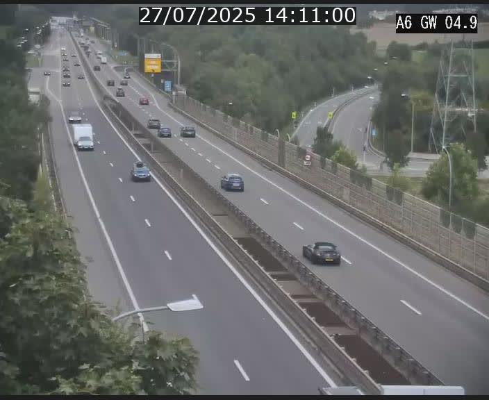 Traffic live webcam Luxembourg Croix de Cessange - A6 - BK 4.9 - direction Belgique