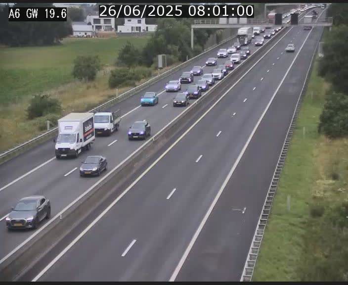 Traffic live webcam Luxembourg - Steinfort - A6 - BK 19.6 - direction Belgique