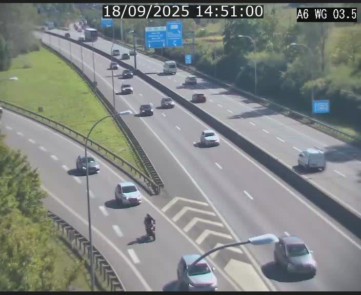 Traffic live webcam Luxembourg - Croix de Cessange - A6 - BK 3.5 - direction France/Allemagne