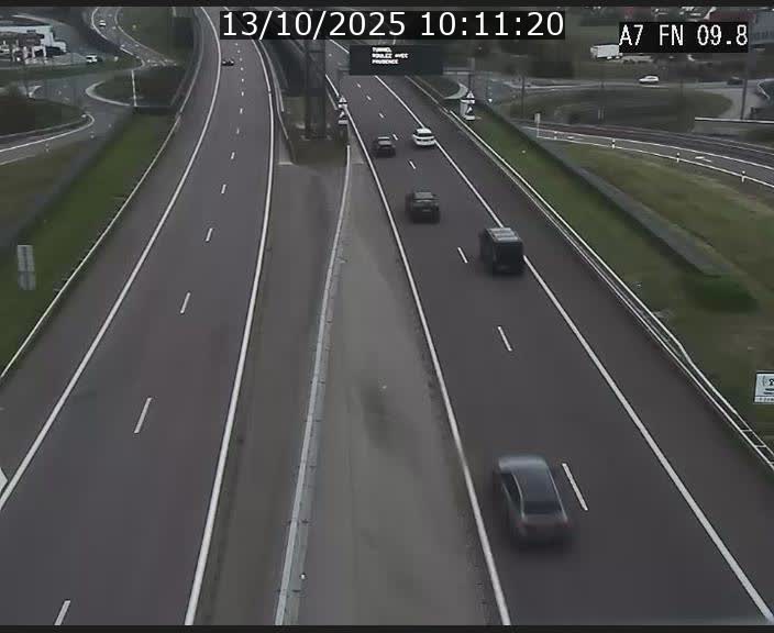 Caméra trafic Luxembourg - A7, Tunnel Gousselerbierg, sortie sud, direction rond-point Lorentzweiler (BK 9.9)