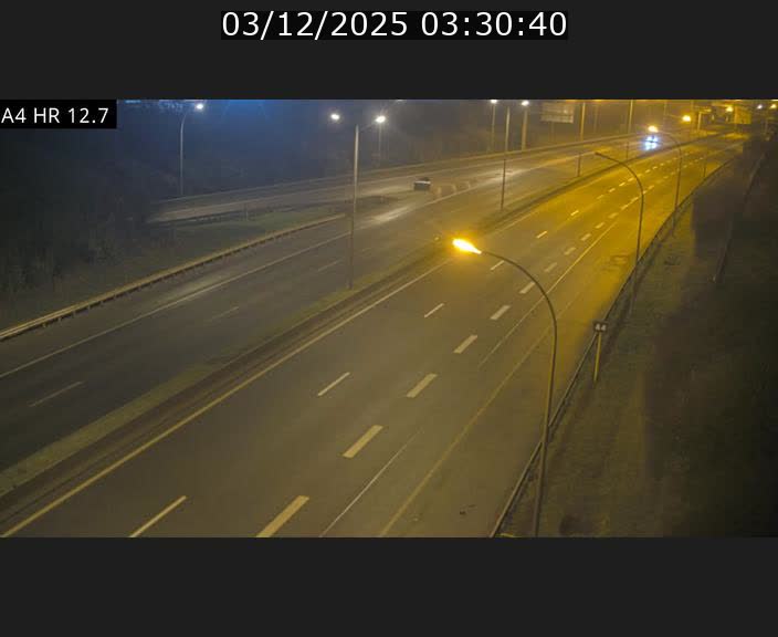 Traffic live webcam Luxembourg Esch sur Alzette - A4 - BK 12.7 - direction Esch-Belval