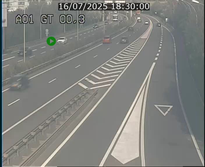 Traffic live webcam Luxembourg Croix de Gasperich - A1 direction Kirchberg - BK 0.3