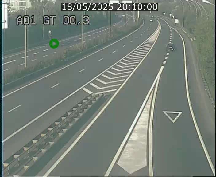 Traffic live webcam Luxembourg Croix de Gasperich - A1 direction Kirchberg - BK 0.3