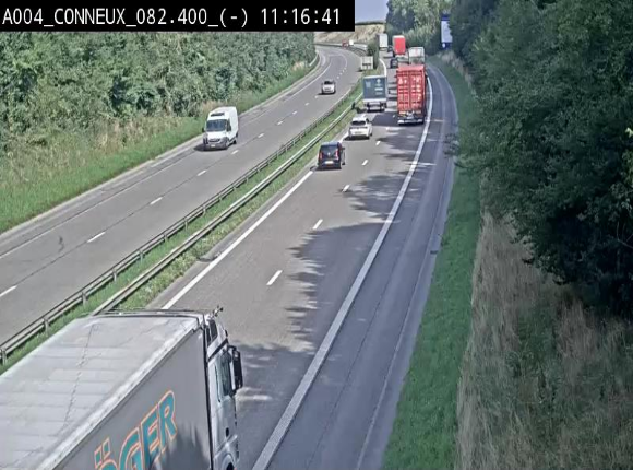 Webcam sur l'E411 avant les sorties 20 menant à Ciney, Dinant et Achêne. Vue orientée vers Namur