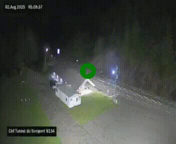 Webcam à l'entrée du tunnel du Somport, côté français, sur la N134, dans les Pyrénées, en direction de l'Espagne, à 1116 mètres d'altitude
