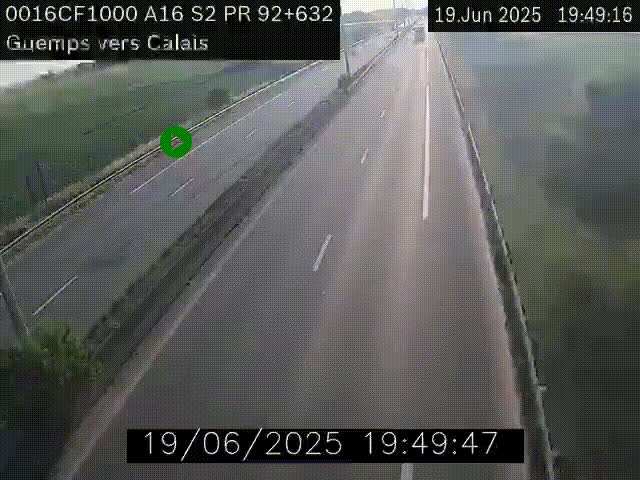 Webcam A16 juste après l'aire de repos d'Offekerque à Guemps. Vue orientée vers Calais