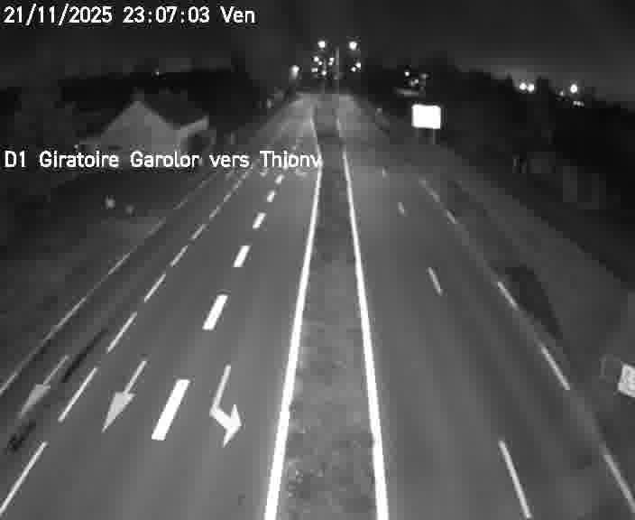 Webcam de surveillance sur D1 (France) à Ennery, cadrée vers Thionville, proposant une information routière utile aux déplacements quotidiens.