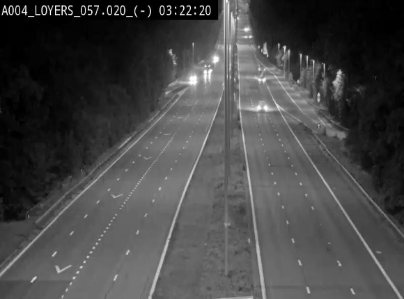 Webcam E411 au niveau du viaduc de Beez à Loyers, entre Champion et Warissoulx. Vue orientée vers Bruxelles