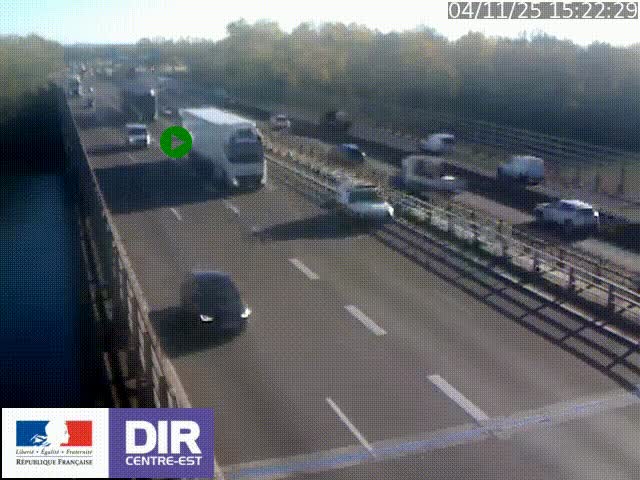 Caméra trafic à la jonction entre l'A46 (Rocade-est de Lyon) et l'A42 à hauteur de Vault-en-Velin en direction de Marseille
