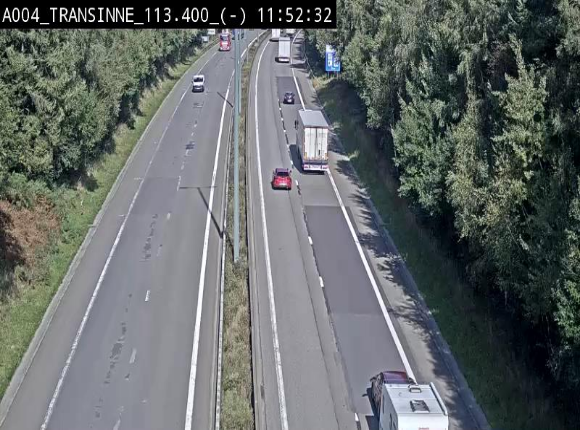 Caméra trafic E411 (A4) - Transinne direction Namur - BK 113.425