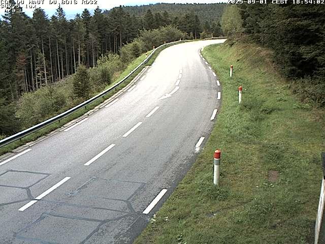 Webcam à 406 mètres d'altitude au niveau du col du haut du bois sur la RD32