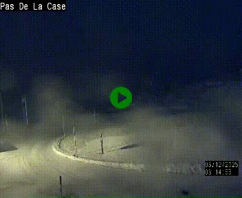 Webcam sur la N22 au niveau du poste frontière entre la France et Andorre à proximité de Pas de la Case à plus de 2000 mètres d'altitude