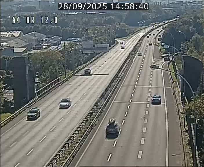 Traffic live webcam Luxembourg Jonction Foetz - A4 - BK 12.0 - direction Esch sur Alzette