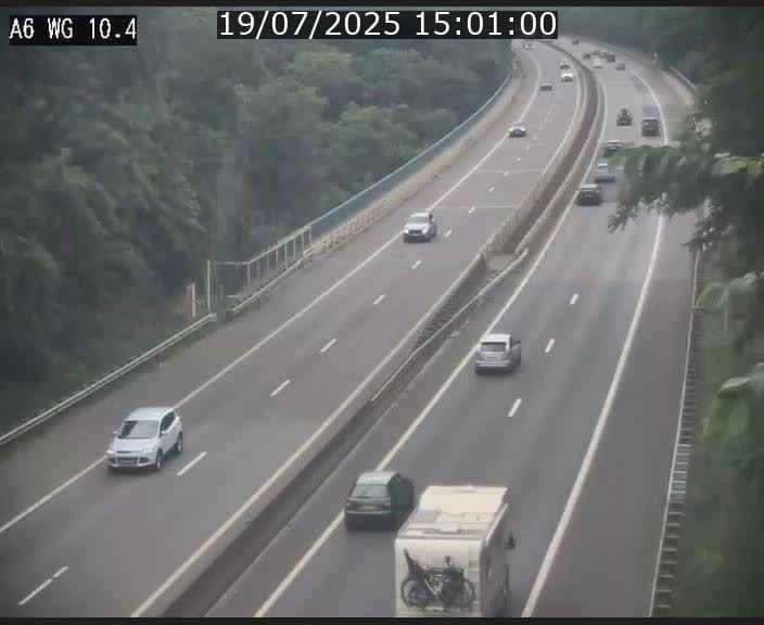 Traffic live webcam Luxembourg Mamer - A6 - BK 10.4 - direction Luxembourg/France/Allemagne