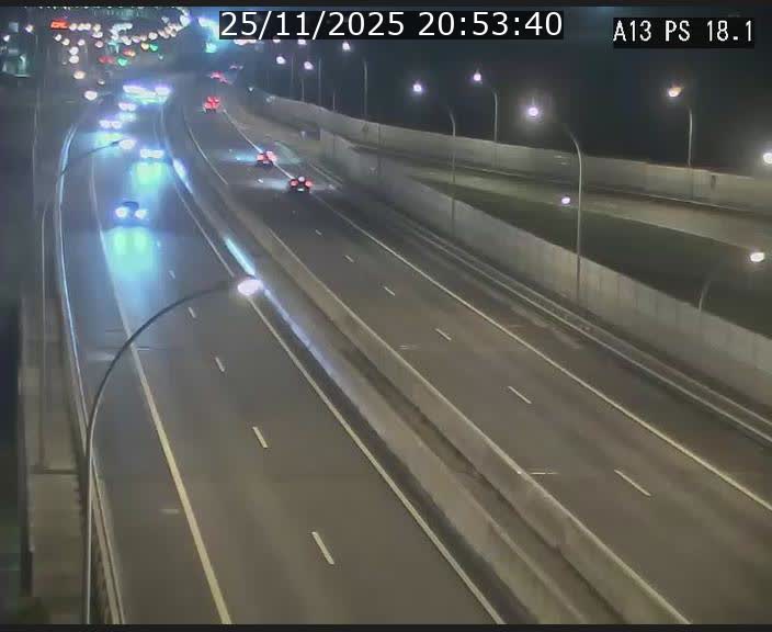 Traffic live webcam Luxembourg Dudelange - A13 direction Croix de Bettembourg - BK 18.1