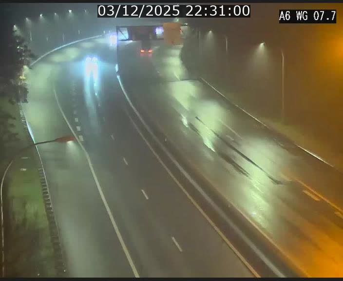 Traffic live webcam Luxembourg - Bridel - A6 - BK 7.7 - direction Belgique