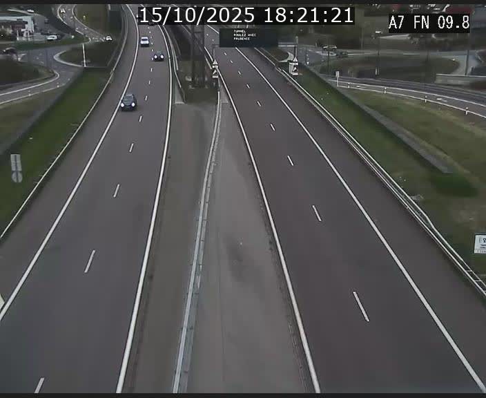 Caméra trafic Luxembourg - A7, Tunnel Gousselerbierg, sortie sud, direction rond-point Lorentzweiler (BK 9.9)