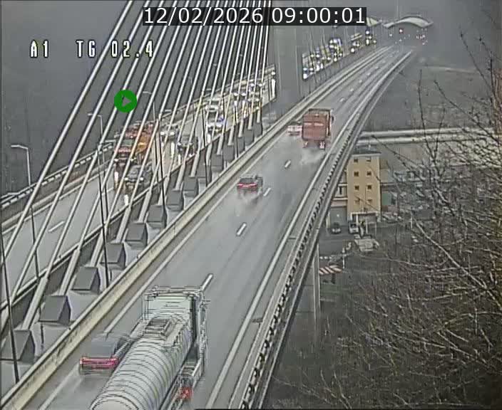 Traffic live webcam Luxembourg Sandweiler - A1 direction Luxembourg-ville - BK 2.4