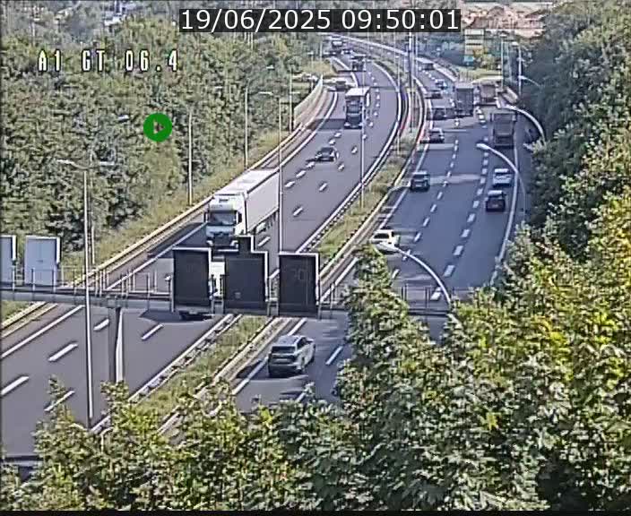 Traffic live webcam Luxembourg Hamm - A1 direction Sandweiler - BK 6.4